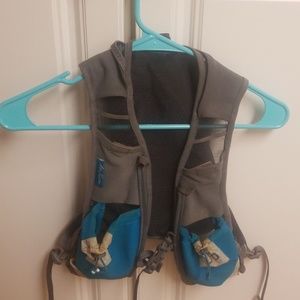 Ultimate Direction AK Race Vest 2.0 size S/M 4L